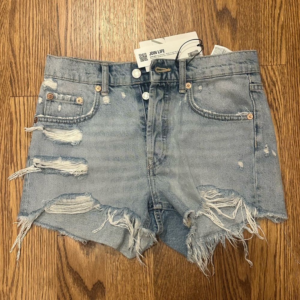 BRAND NEW ZARA DENIM SHORTS